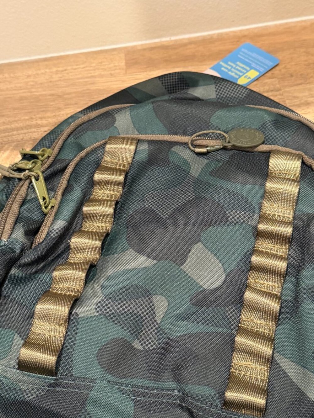 Target Ecotech Logan Camo Backpack NWT Laptop School Bag Green - Picture 7 of 9